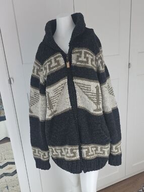 Sundance Black, Cream & Brown Geometric Zip-Up Sweater